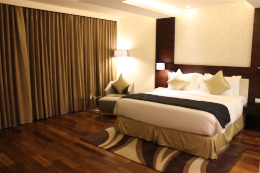 Howard Johnson By Wyndham, Hebbal, Bengaluru Εξωτερικό φωτογραφία