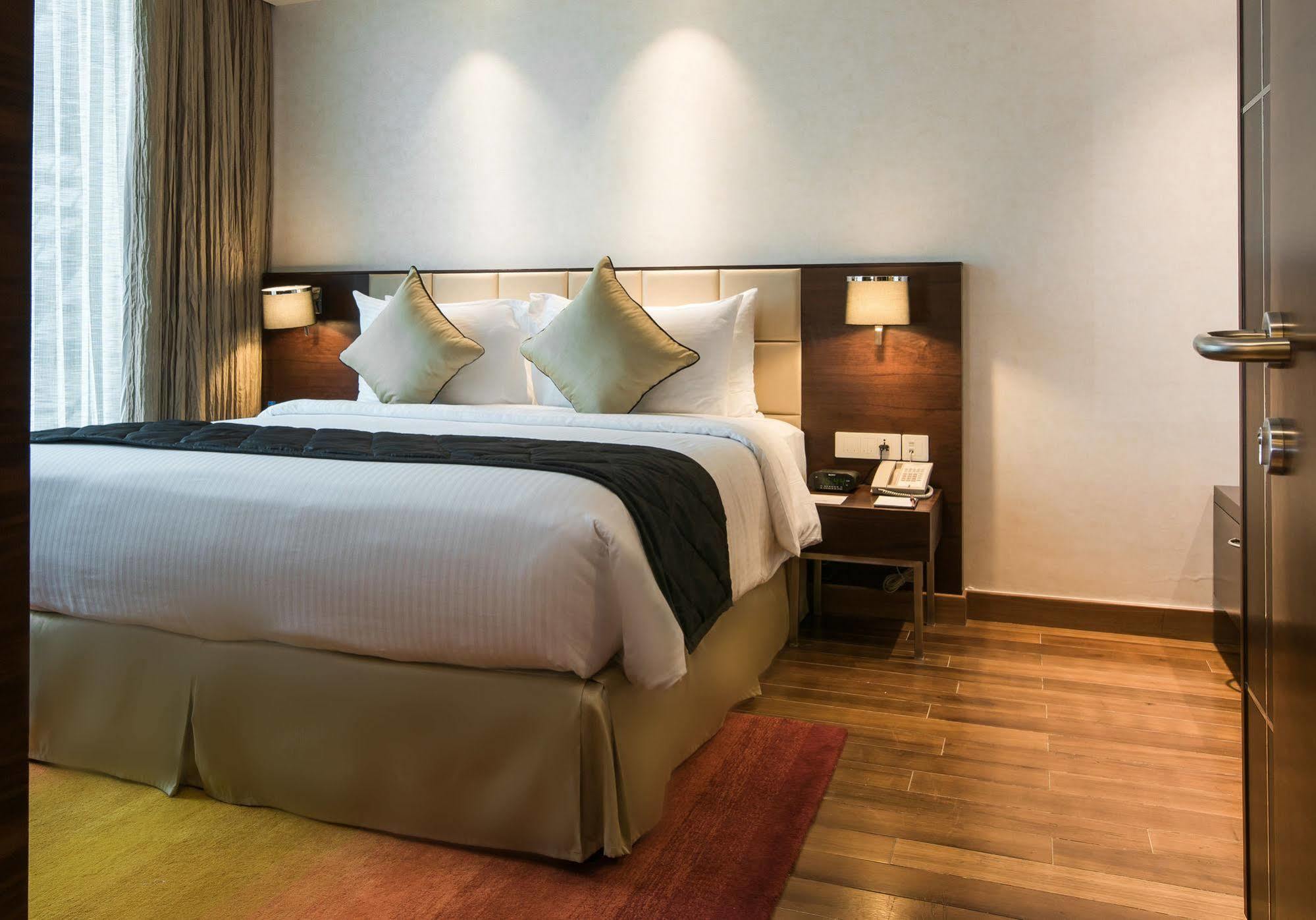 Howard Johnson By Wyndham, Hebbal, Bengaluru Εξωτερικό φωτογραφία